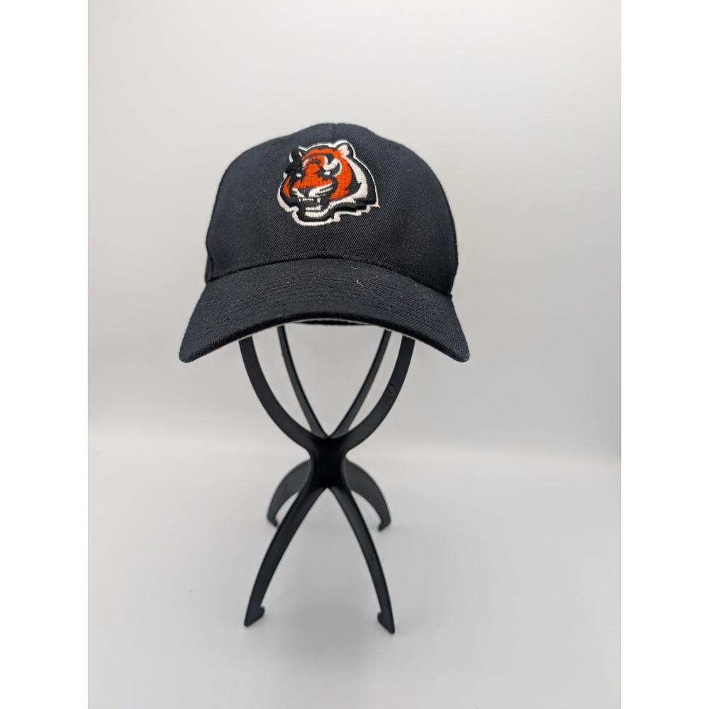Black Cincinnati Bengals Cap Hat Flex Fit Wool and Acrylic‎ L/XL